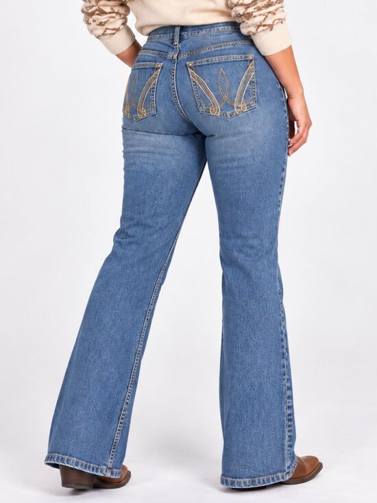 Wrangler Denim - Aura by Wrangler Flare Jeans Medium Wash 11/12 x 34